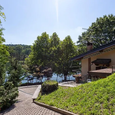 Villa Con Darsena-castelletto Ticino