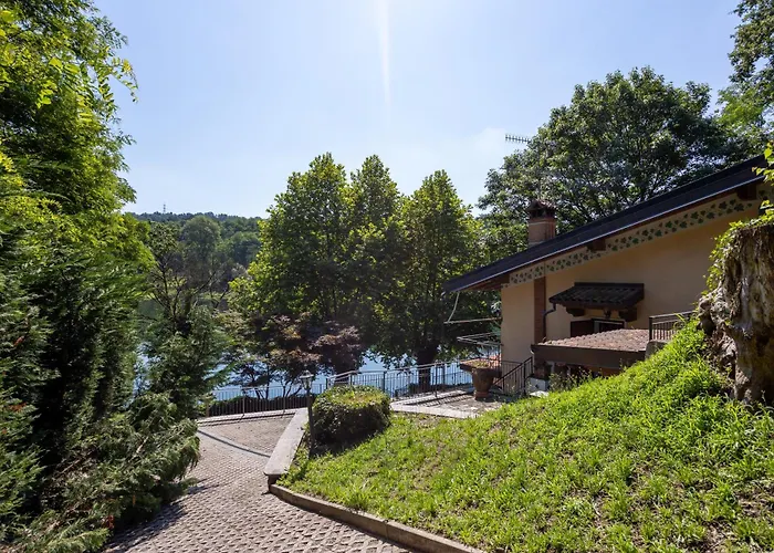 Villa Con Darsena-castelletto Ticino