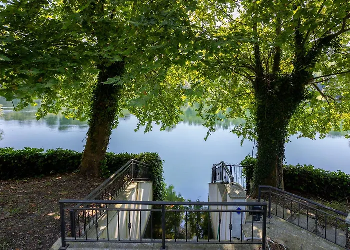 Con Darsena-castelletto Ticino