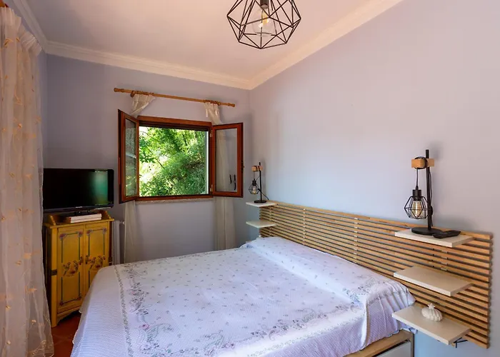 Con Darsena-castelletto Ticino Villa